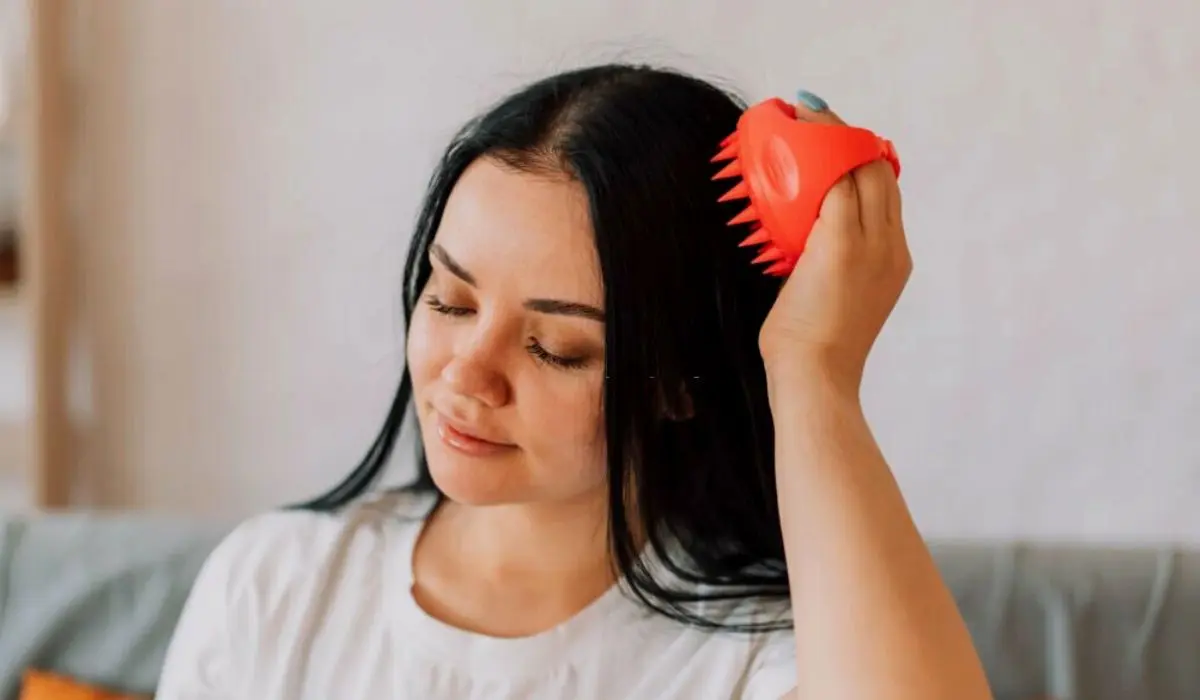 Use Scalp Brush